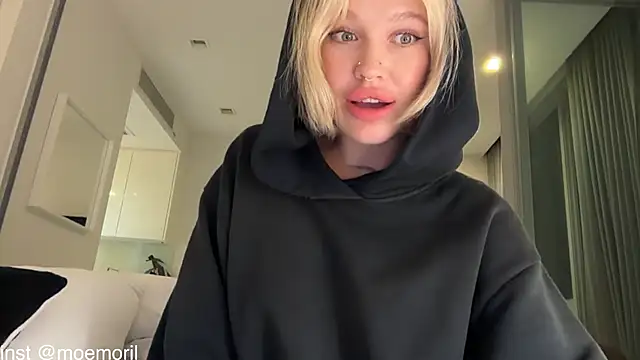 دردشة Golden_Aline الجنسية المباشرة