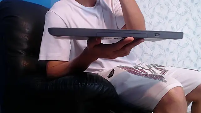 دردشة James_Morrisonm الجنسية المباشرة