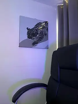 isabella_jade 即時 XXX 聊天