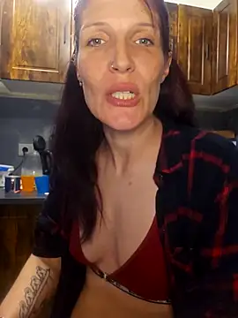 Chatroom XXX en direct de Lenchen_