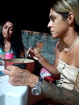 sabrinaneves: απευθείας συνομιλία ΧΧΧ