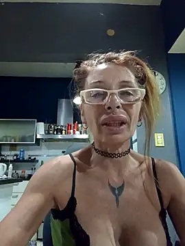 FrozenWaffle's Live XXX Chat