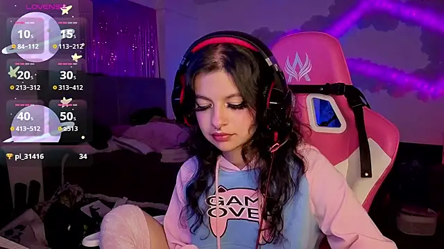 Chat XXX en directo de larah_uwu