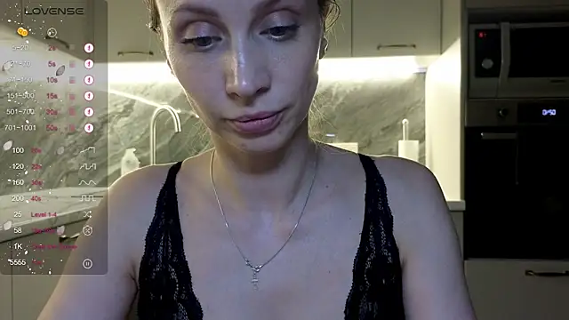 Alice_Wondersn Live XXX chat