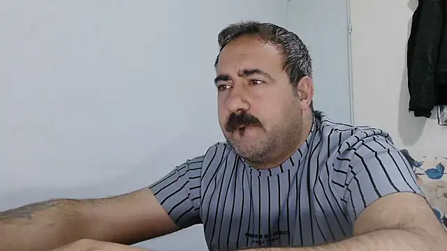 Chat XXX Live mio_jaks