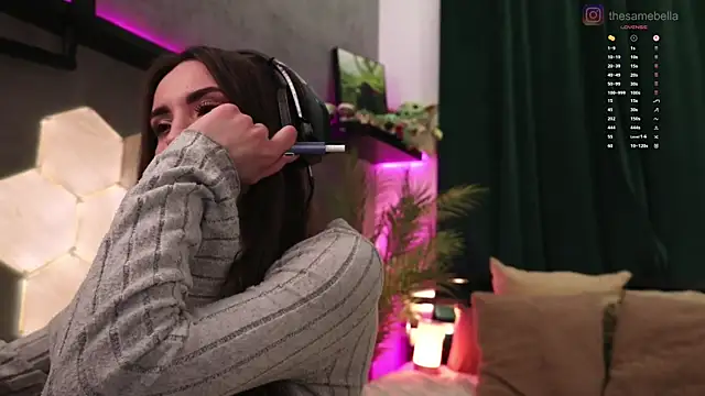 -BabyYoda Live XXX-chat