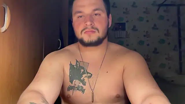 Show modela chiraq1945 na web-kameri