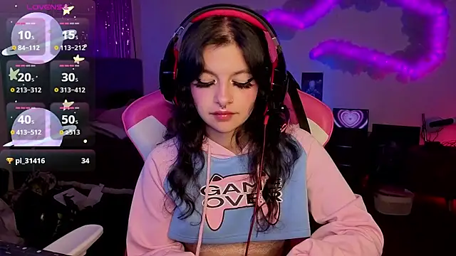 larah_uwu Live XXX-chat