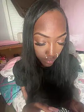 Show modela rosesgard3n na web-kameri