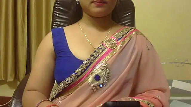 แชท XXX สดของ PUCHEJAAN