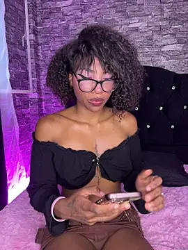 Morena_fire Live XXX-Chat