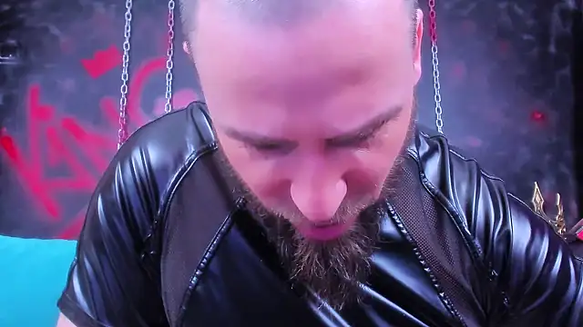 XXX chat uživo modela ArmandoSteel4u