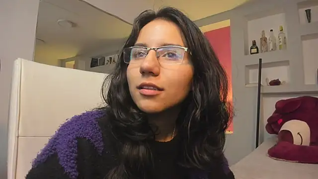 Chat +18 de HollyPeach ao vivo