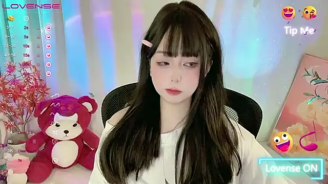 CLaire-5 在線直播表演