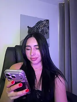 Chat +18 de isabella_jade ao vivo