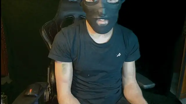 coacharabian's Live XXX Chat