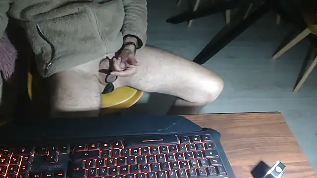 Adri_gard – webcam-show