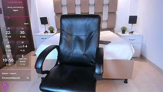 Chat +18 de Aaron_Scoot ao vivo