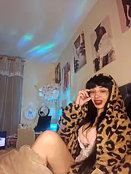 Chat XXX en directo de LucyMiax