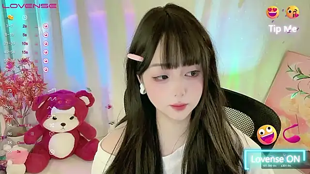 CLaire-5: онлайн-секс-чат