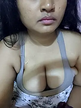 Chat XXX Live Tridha_2