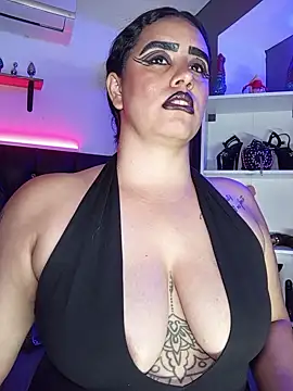 แชท XXX สดของ MariaGaitan