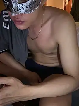 boyhigh1997 在線直播表演