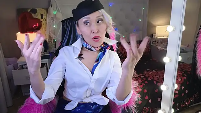 RoxalanaStar – Naživo XXX chat