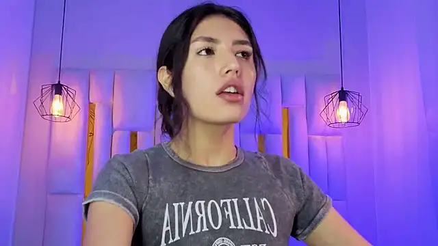 sweet_mussee Adlı Modelin Canlı XXX Sohbeti