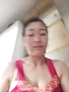 Pokazy przed kamerką – lris-Beauty77