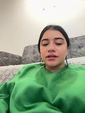 KallyMyller1 Adlı Modelin Canlı XXX Sohbeti