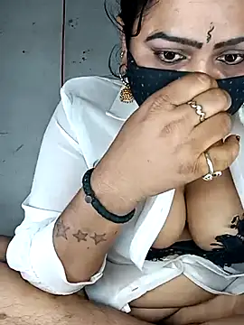 Delhi_Patola: απευθείας συνομιλία ΧΧΧ