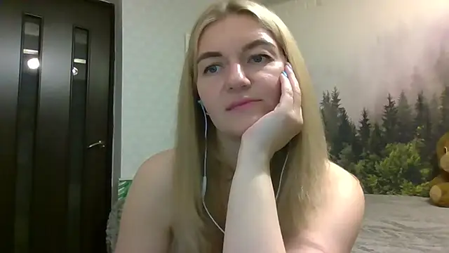 XXX chat uživo modela CandyOLimeX