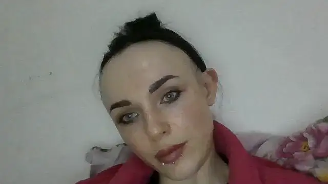 Trinsy_LoveのライブXXXチャット