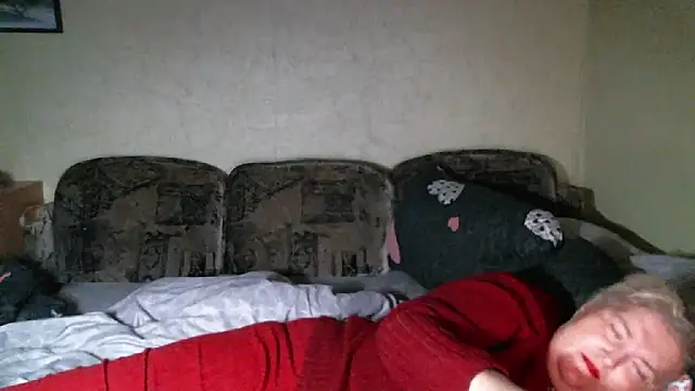 Lana555: онлайн-секс-чат