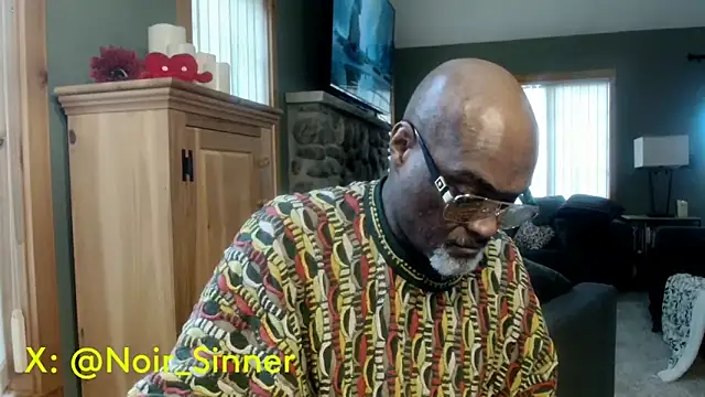 sinnernoir's Live XXX Chat