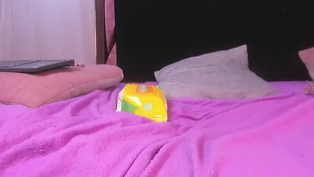 Chat XXX en directo de shantal_cooper_