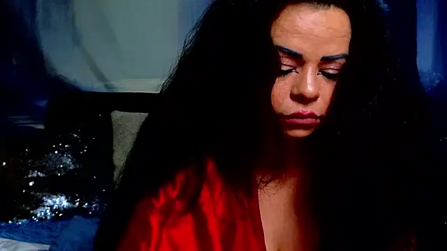 Chat XXX en directo de ElizabethEven