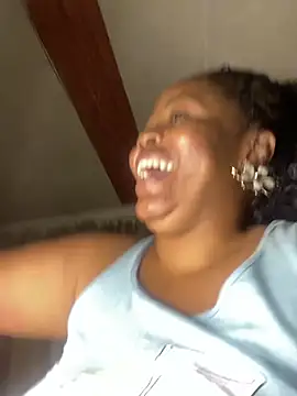 Sembang XXX Secara Langsung LunaCovenn