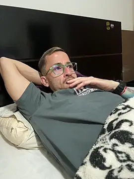 Lucasjandre élő XXX-chatje