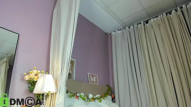 Chat +18 de Dearly_Emily ao vivo