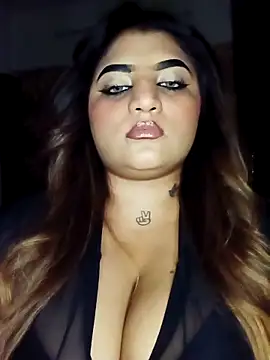 Sanaya_Gil Chat XXX live