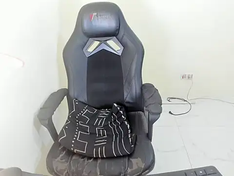 EVA_FOXTER Pertunjukan Webcam