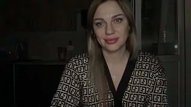 Monirayan Live XXX chat