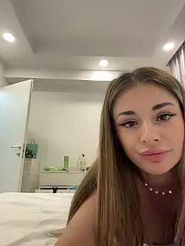 Онлайн чат XXX IsabellaEtthan