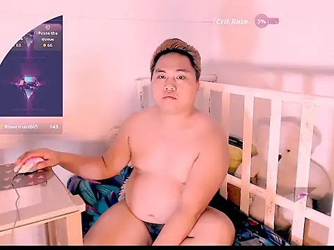 Hardking_69: διαδικτυακό σόου στην κάμερα