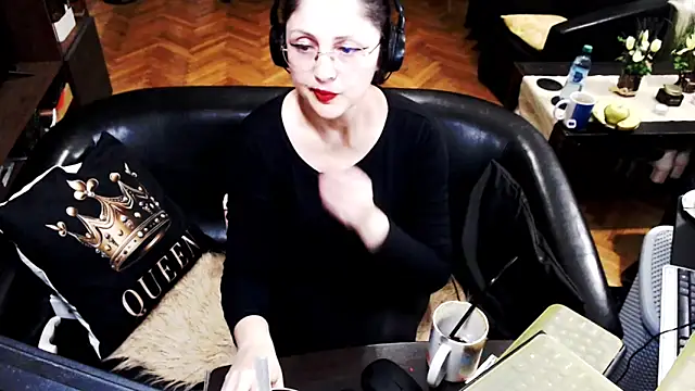 Imperatriza's Live XXX Chat