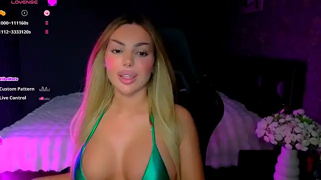 Ayla__Demir's Live XXX Chat