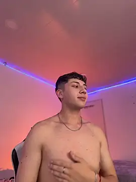 Chat XXX en directo de oliver_kyy