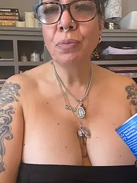 dieseldame1313 라이브 XXX 채팅